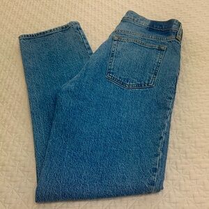 Abercrombie Straight Mid Rise Jeans